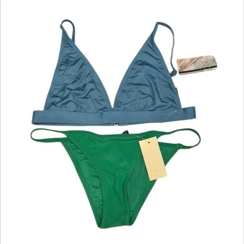 Ris-K Dippin' Daisys two piece bikini swim suit set size medium